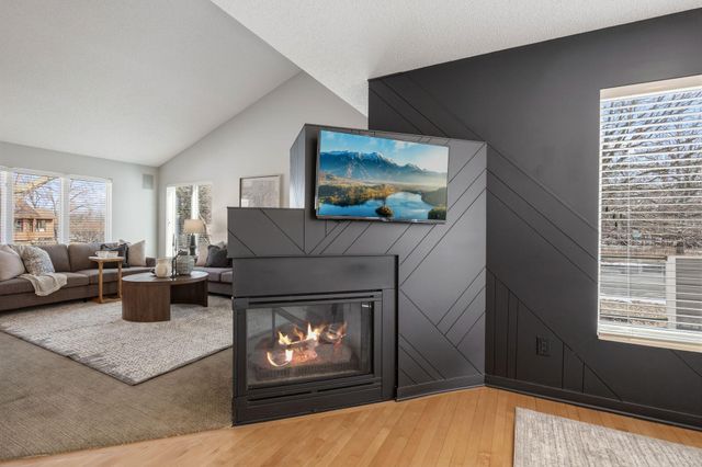 1309 Aspen Drive, Burnsville, MN 55337