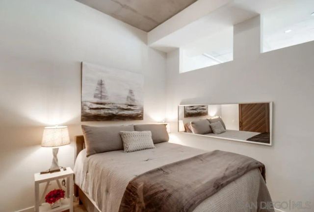 1025 Island 205, San Diego, CA 92101
