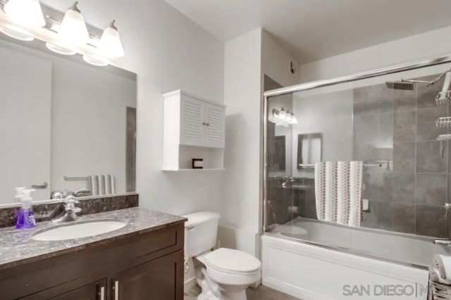 1025 Island 205, San Diego, CA 92101