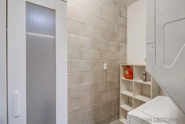 1025 Island 205, San Diego, CA 92101