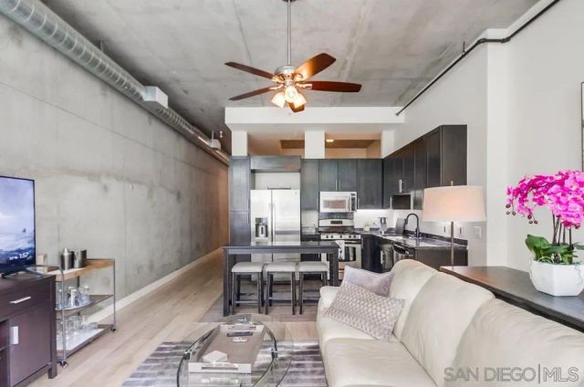 1025 Island 205, San Diego, CA 92101