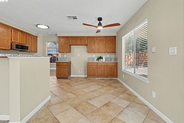 4674 La Vista Dr, Oakley, CA 94561