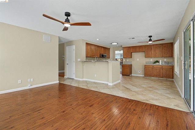 4674 La Vista Dr, Oakley, CA 94561