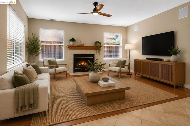 4674 La Vista Dr, Oakley, CA 94561