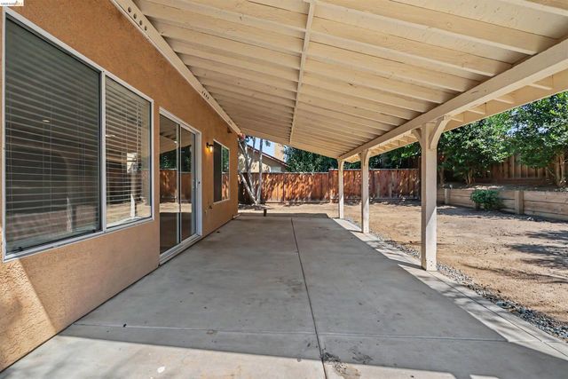 4674 La Vista Dr, Oakley, CA 94561