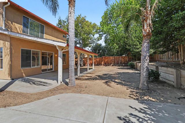4674 La Vista Dr, Oakley, CA 94561