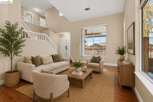 4674 La Vista Dr, Oakley, CA 94561