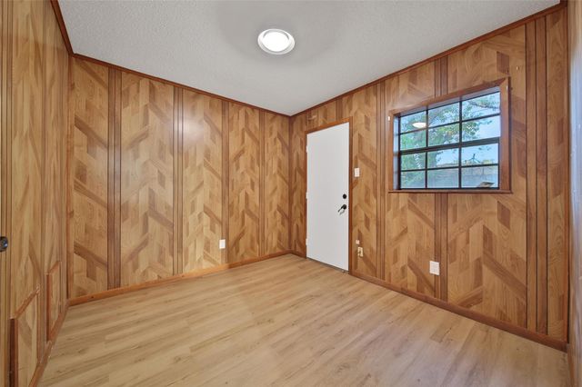 5411 Fairgreen Lane, Houston, TX 77048