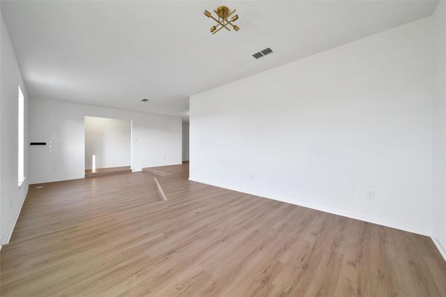 5411 Fairgreen Lane, Houston, TX 77048