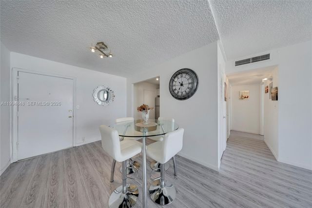 111 Golden Isles Dr G4, Hallandale Beach, FL 33009