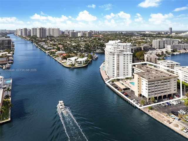 111 Golden Isles Dr G4, Hallandale Beach, FL 33009