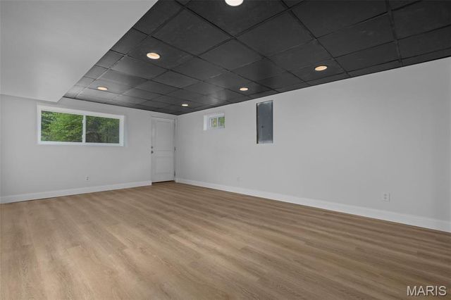 1171 Ascot Lane, St Louis, MO 63122