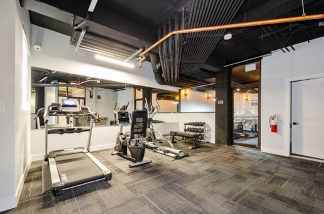 7645 N SHERIDAN Road 106, Chicago, IL 60626