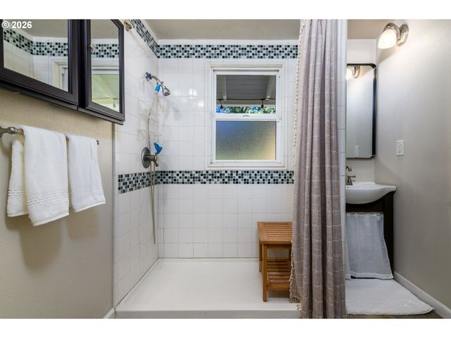 1505 Se 145TH Ave, Portland, OR 97233