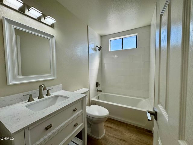 5222 Longfellow Way, Oxnard, CA 93033