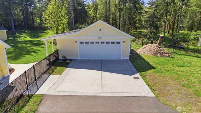 6941 NE Libby Road, Olympia, WA 98506