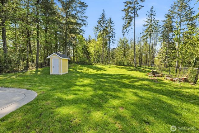 6941 NE Libby Road, Olympia, WA 98506