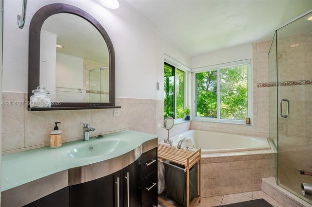 2209 NW 49th Ave, Coconut Creek, FL 33063
