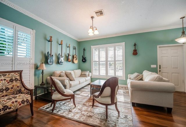 2209 NW 49th Ave, Coconut Creek, FL 33063