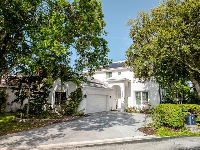 2209 NW 49th Ave, Coconut Creek, FL 33063