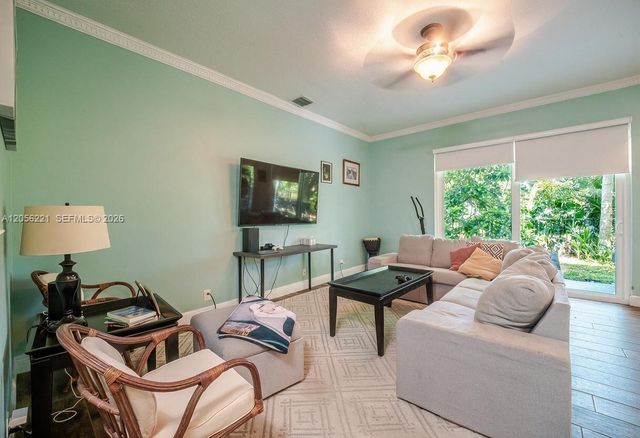 2209 NW 49th Ave, Coconut Creek, FL 33063
