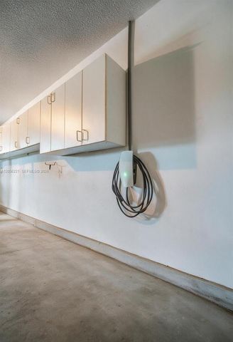 2209 NW 49th Ave, Coconut Creek, FL 33063
