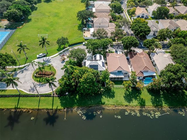 2209 NW 49th Ave, Coconut Creek, FL 33063