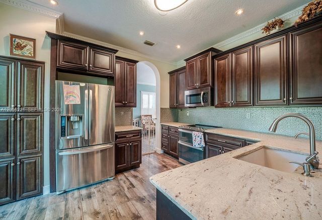 2209 NW 49th Ave, Coconut Creek, FL 33063