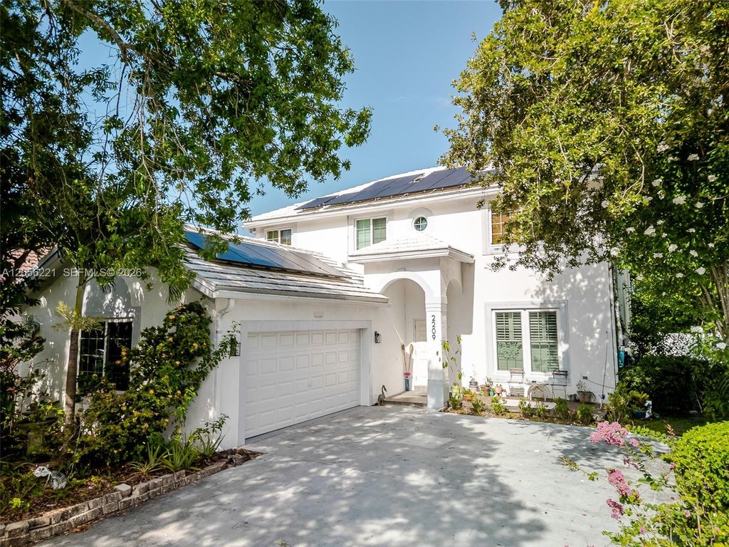 2209 NW 49th Ave, Coconut Creek, FL 33063