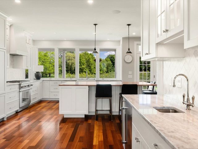 449 Palmer Lane, Charlotte, VT 05445