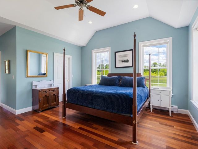 449 Palmer Lane, Charlotte, VT 05445