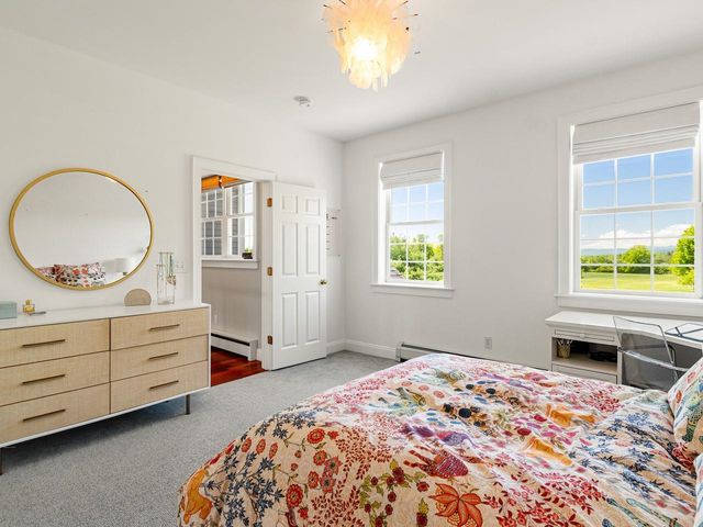 449 Palmer Lane, Charlotte, VT 05445