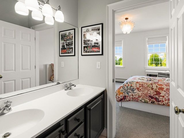 449 Palmer Lane, Charlotte, VT 05445