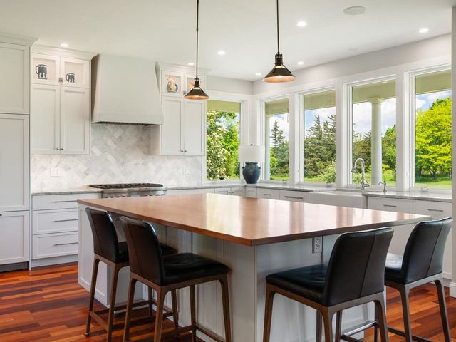 449 Palmer Lane, Charlotte, VT 05445