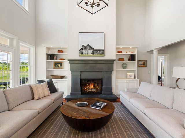 449 Palmer Lane, Charlotte, VT 05445