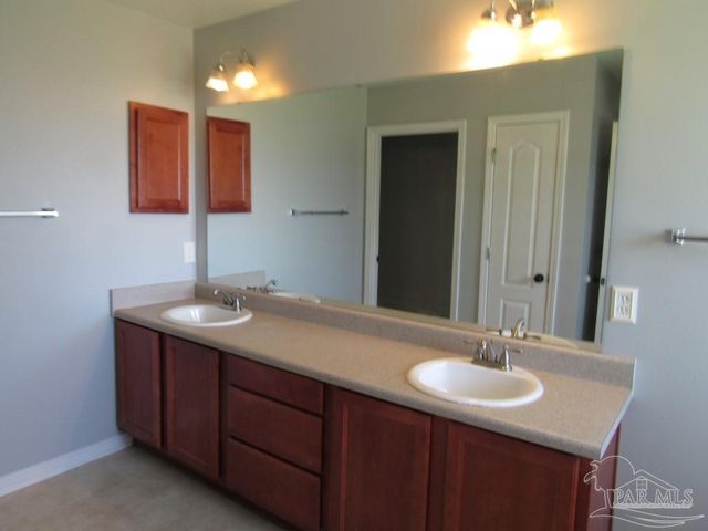 2310 Tall Oak Dr, Cantonment, FL 32533