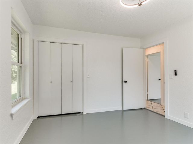 10820 Blue Fox Drive, Edmond, OK 73025