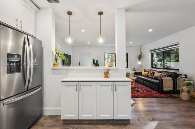 2917 Center St -, Miami, FL 33133