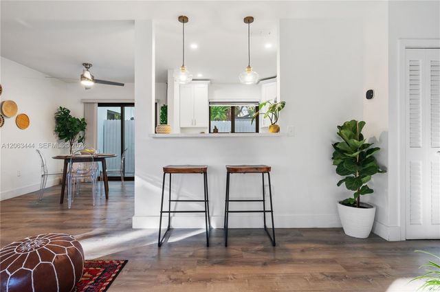 2917 Center St -, Miami, FL 33133