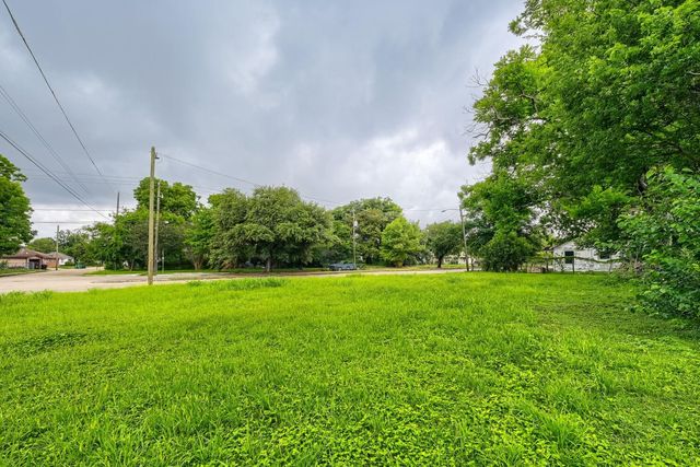 4313 Collingsworth Street, Houston, TX 77026
