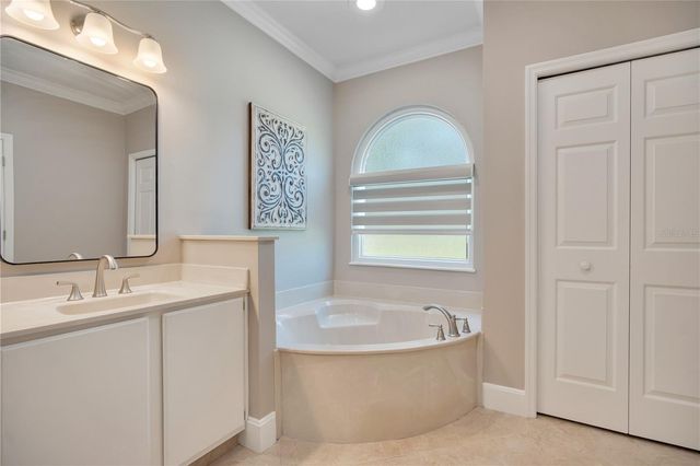 8368 RAMBLING RIVER DRIVE, Sanford, FL 32771