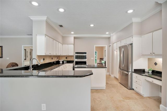 8368 RAMBLING RIVER DRIVE, Sanford, FL 32771