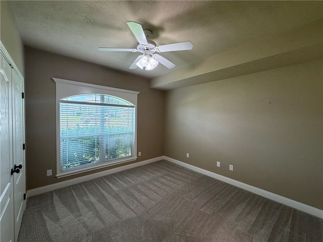413 COLD SPRING Drive, College Station, TX 77845