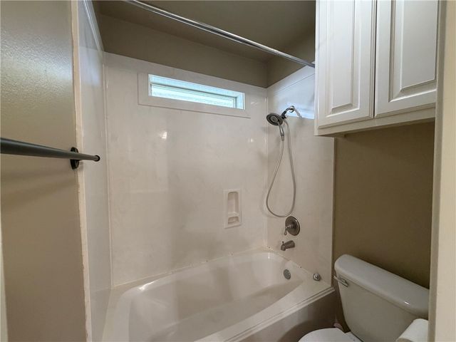 413 COLD SPRING Drive, College Station, TX 77845