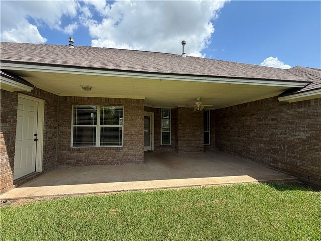 413 COLD SPRING Drive, College Station, TX 77845