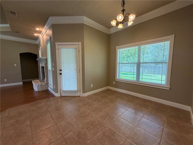 413 COLD SPRING Drive, College Station, TX 77845