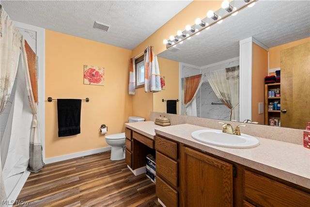 5516 Andover Drive, Parma, OH 44134