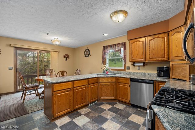 5516 Andover Drive, Parma, OH 44134
