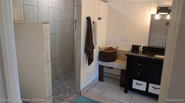 301 Mill Street, Flushing, MI 48433
