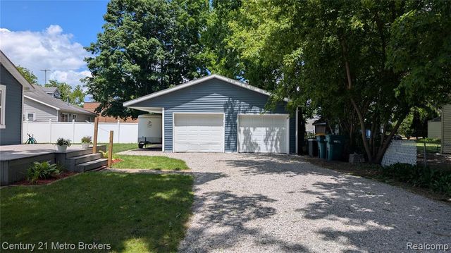 301 Mill Street, Flushing, MI 48433